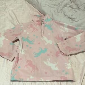 btween 8 pink hoarse print fleece pockets guc
free of rips satins holes smells